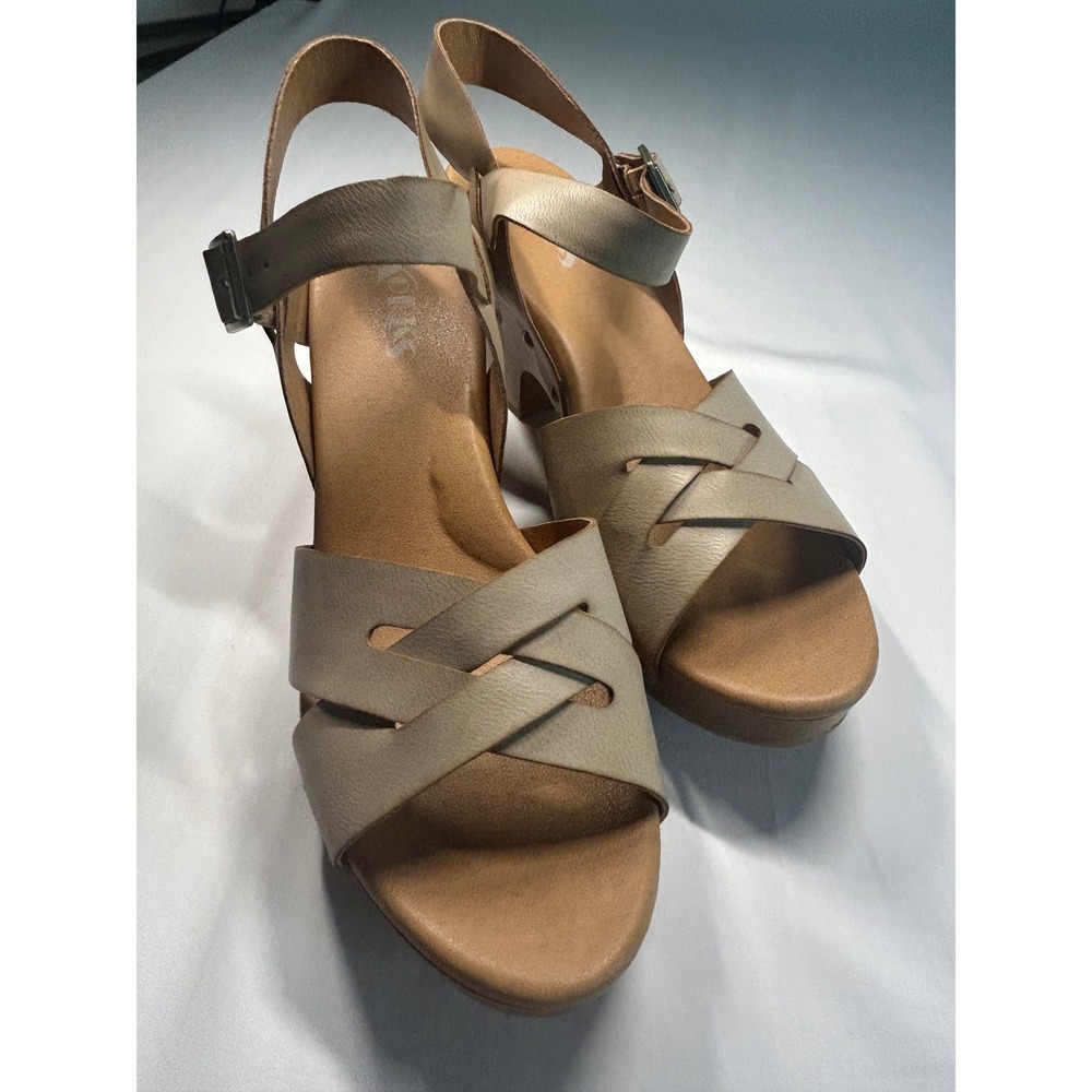 Korks Platform Sandals Women 10 Beige Leather Clog Heel Studded K09606